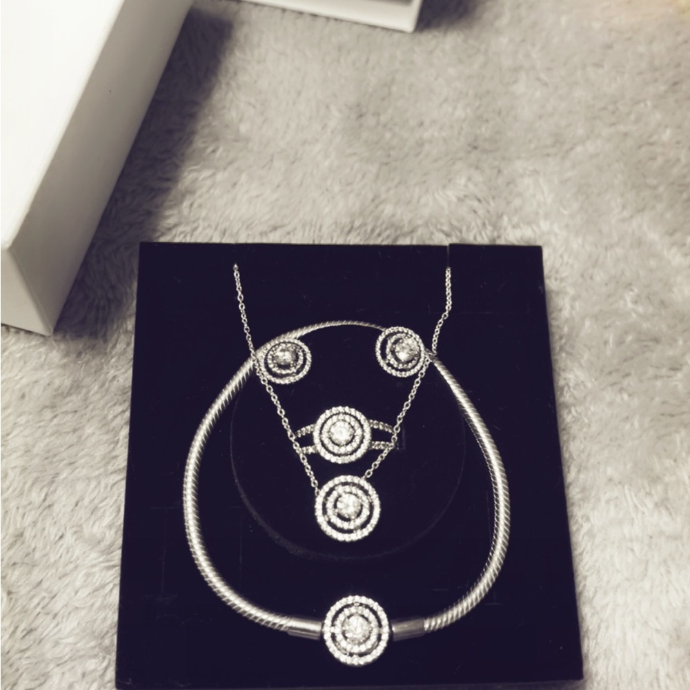 Pandora Silver Jewelry Set